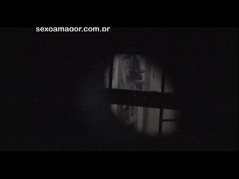 ❤️ Si Blondie sekretong nakuhaan og video sa usa ka voyeur sa kasilinganan nga gitago sa luyo sa mga haw-ang nga tisa ❤️ Porno fb sa amon ☑